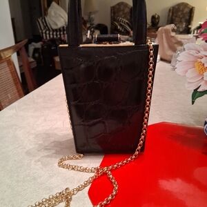 Chic Black Croc-Embossed Mini Bag with Gold Chain Vintage